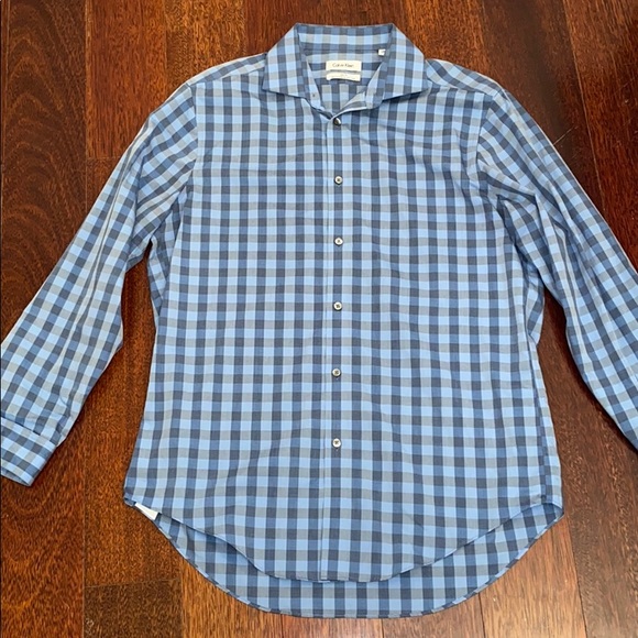 CALVIN KLEIN BLUE CHECKERED BUTTON DOWN! PERFECT - Picture 1 of 5